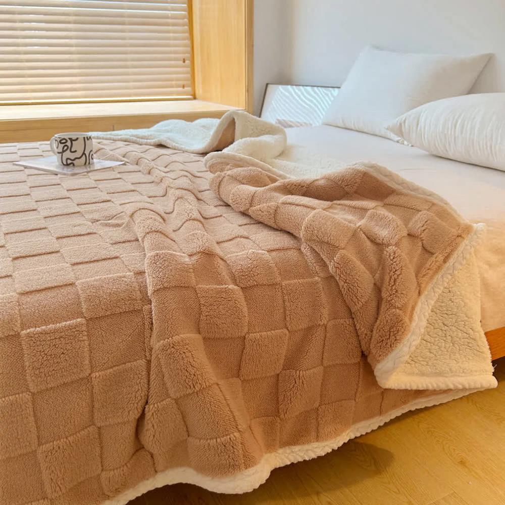 Soft Checkerboard Throw Blanket