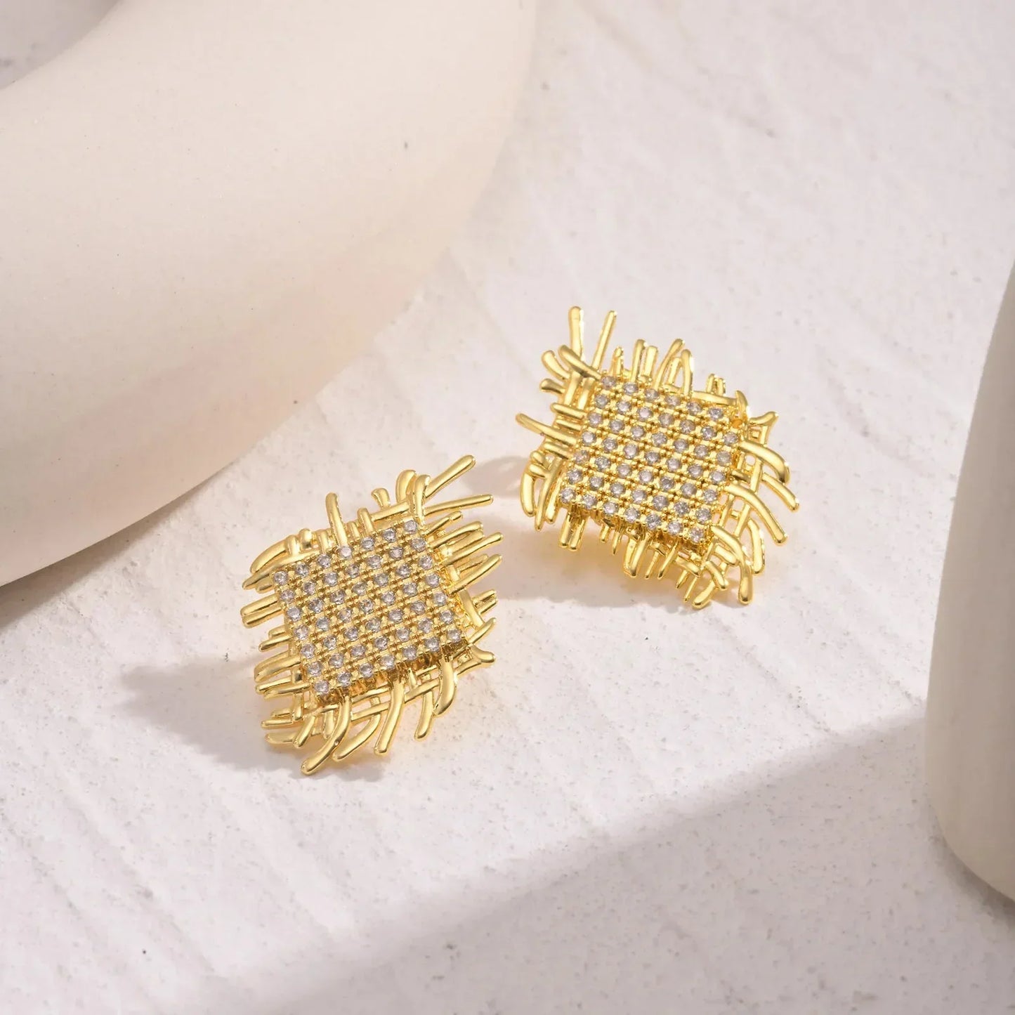 Fine 14k Gold Solitaire Diamond Earrings