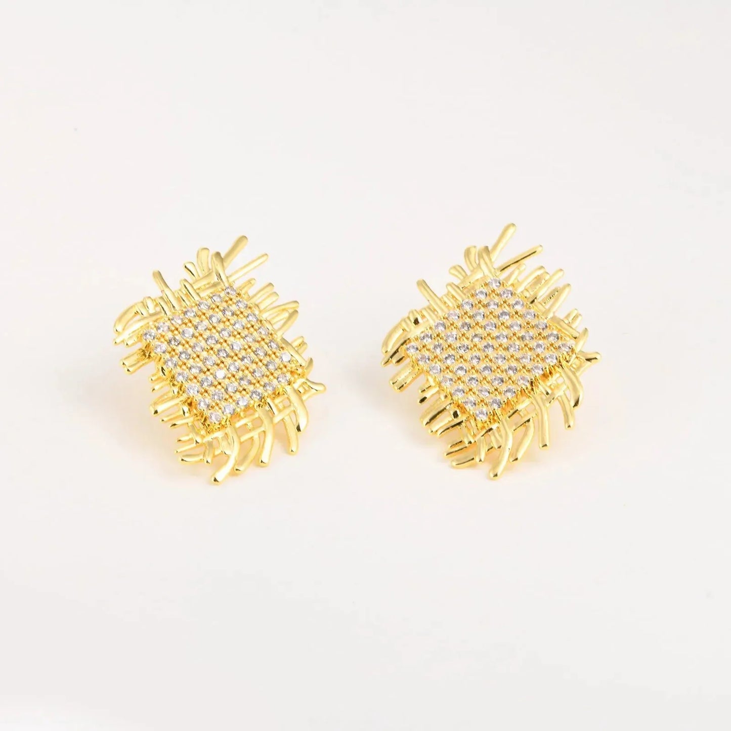 Fine 14k Gold Solitaire Diamond Earrings