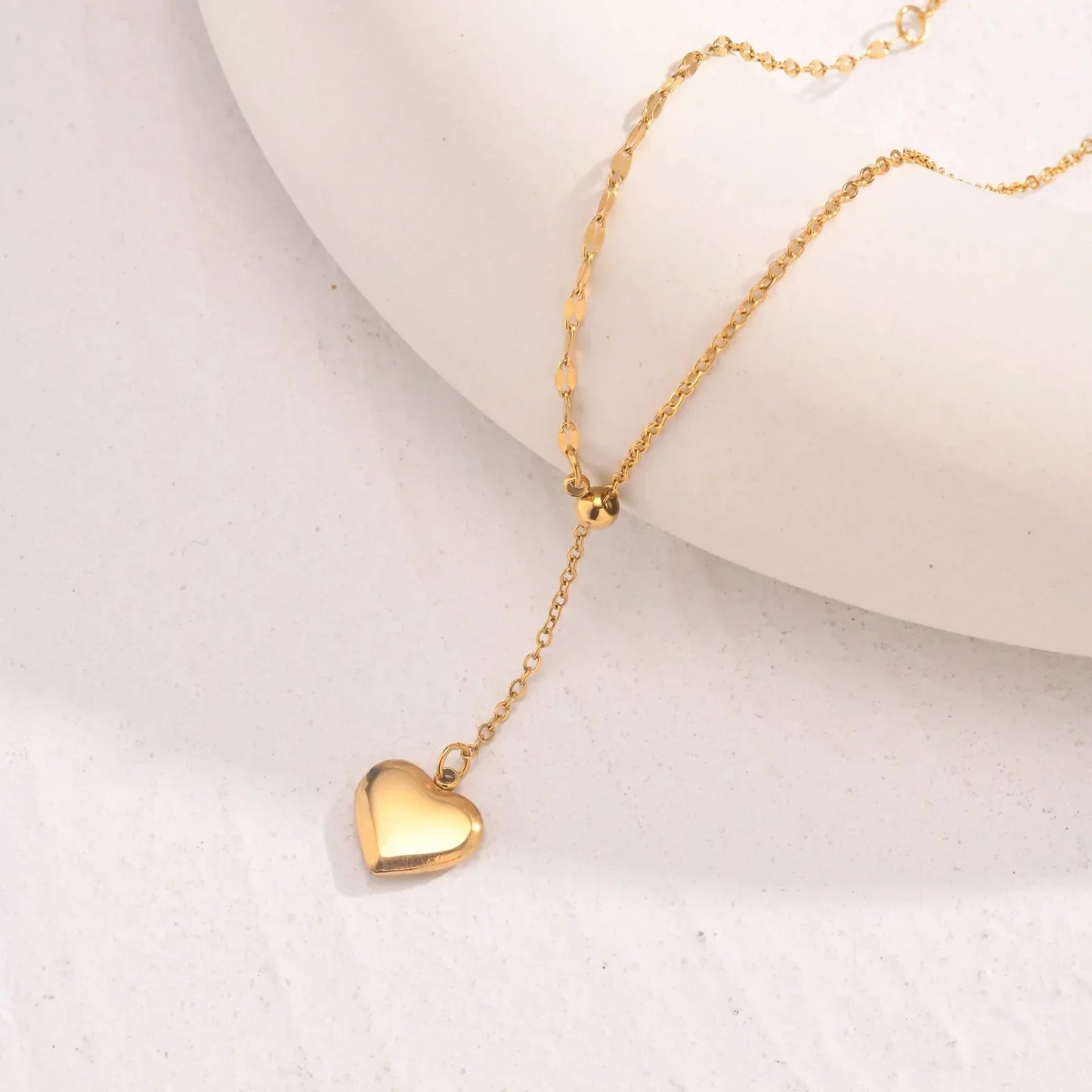 Dainty 14k Gold Heart Pendant Necklace