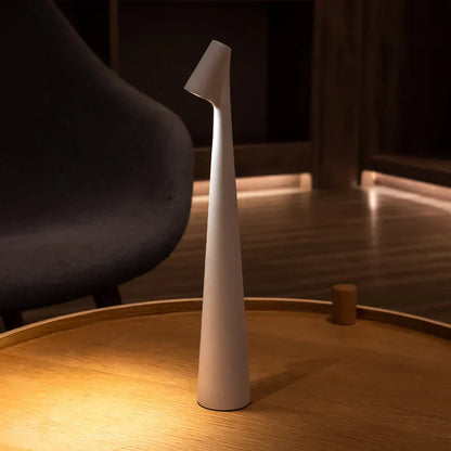 Simple Wireless LED Desk Lamp