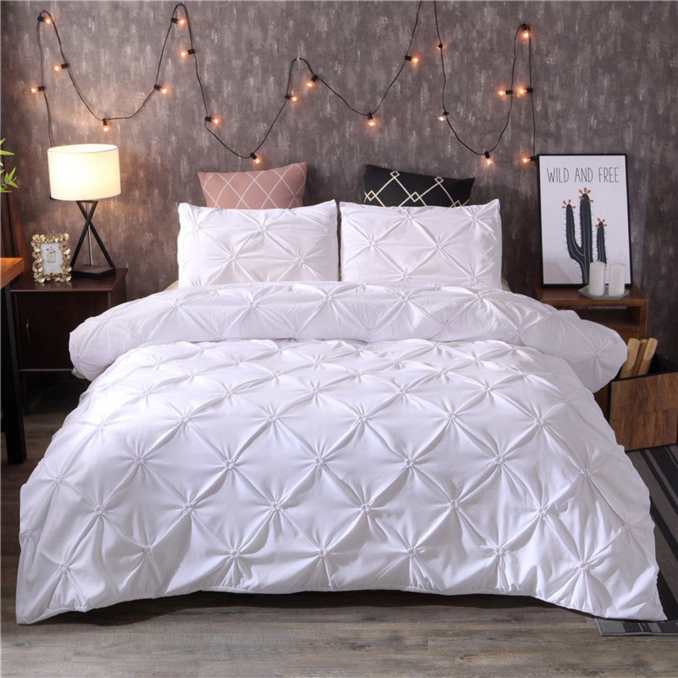 Soft Bedding Sheet and Pillow Set