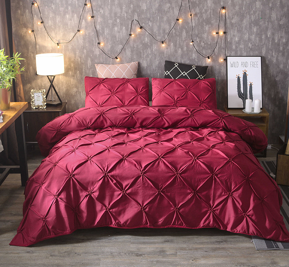 Luxurious Comfortable White Bed Sheets