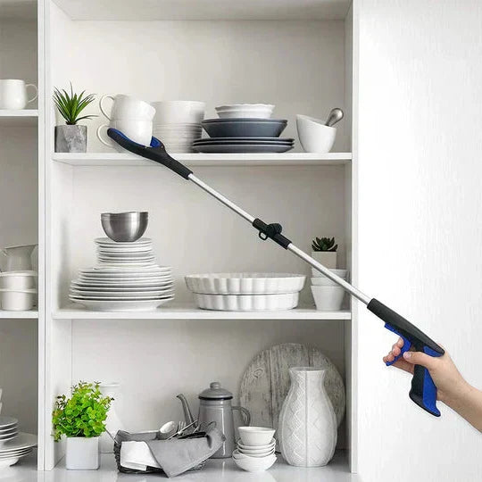 Compact Flexible Retrieval Stick for Small Areas