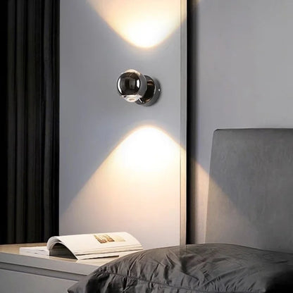 Contemporary Adjustable LED Wall Lamp