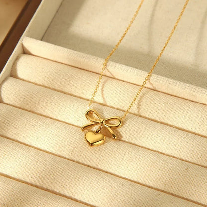 Dainty Rose Gold Heart Shape Necklace