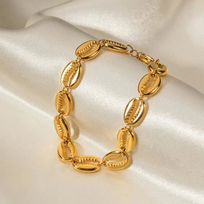 Dainty Beach Shell Gold Charm Bangle