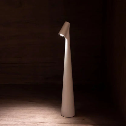 Simple Wireless LED Desk Lamp