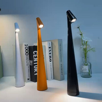 Simple Wireless LED Desk Lamp