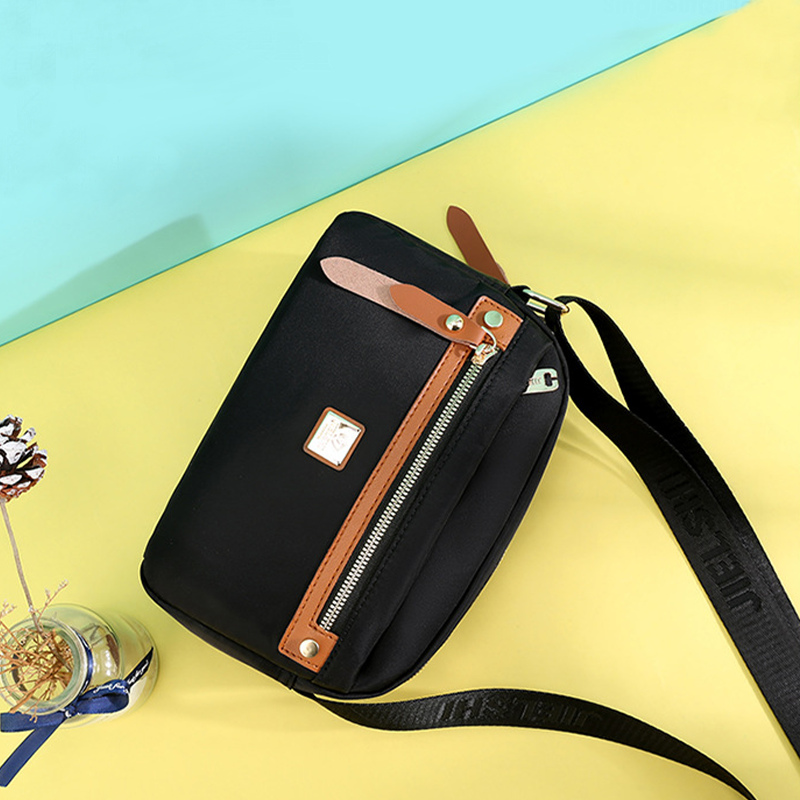 Fashionable Small Shoulder Bag