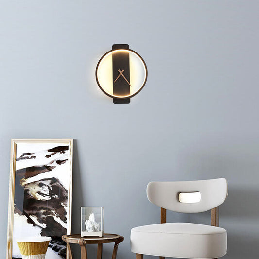 Contemporary Circular LED Wall Lamp - Luxicro