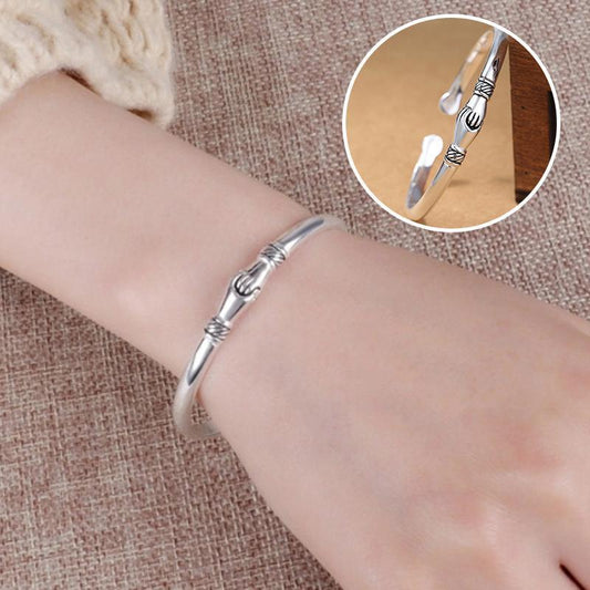 Best Friend Handshake Charm Bracelet - Luxicro