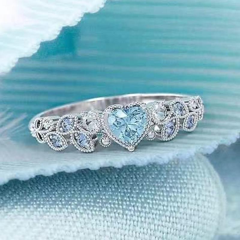 Elegant Diamond Heart Shaped Ring - Luxicro
