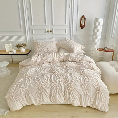 Beautiful Floral Bedding Set with Ruffled Pillowcases - Luxicro