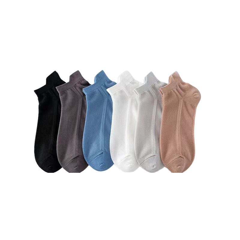Slim No-Show Grip Socks