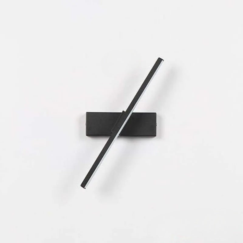 Stylish Adjustable Wall Light for Modern Homes