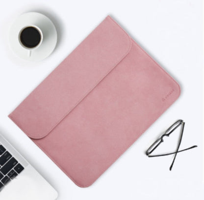 Thin Laptop Cover with Cushioned Protection and Secure Closure