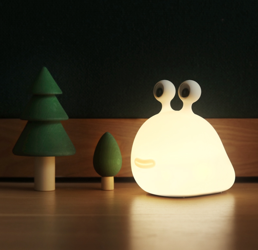 Automatic Dimmable LED Bedside Lamp