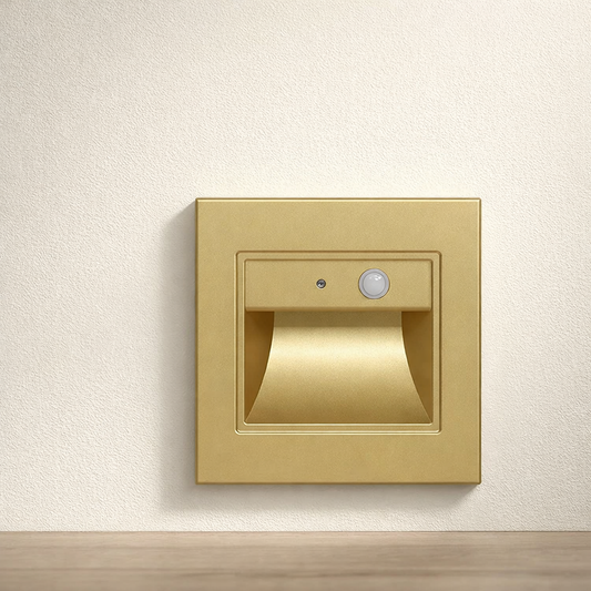 Contemporary Outdoor LED Wall Light - Luxicro