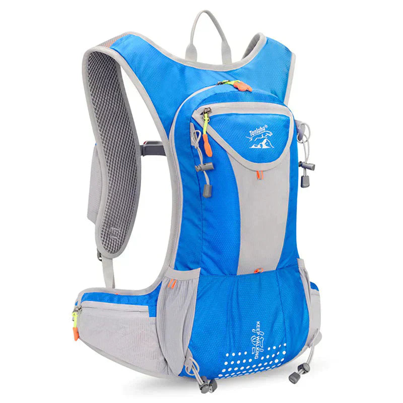 Comfortable Hiking Daypack with Hydration System - Luxicro