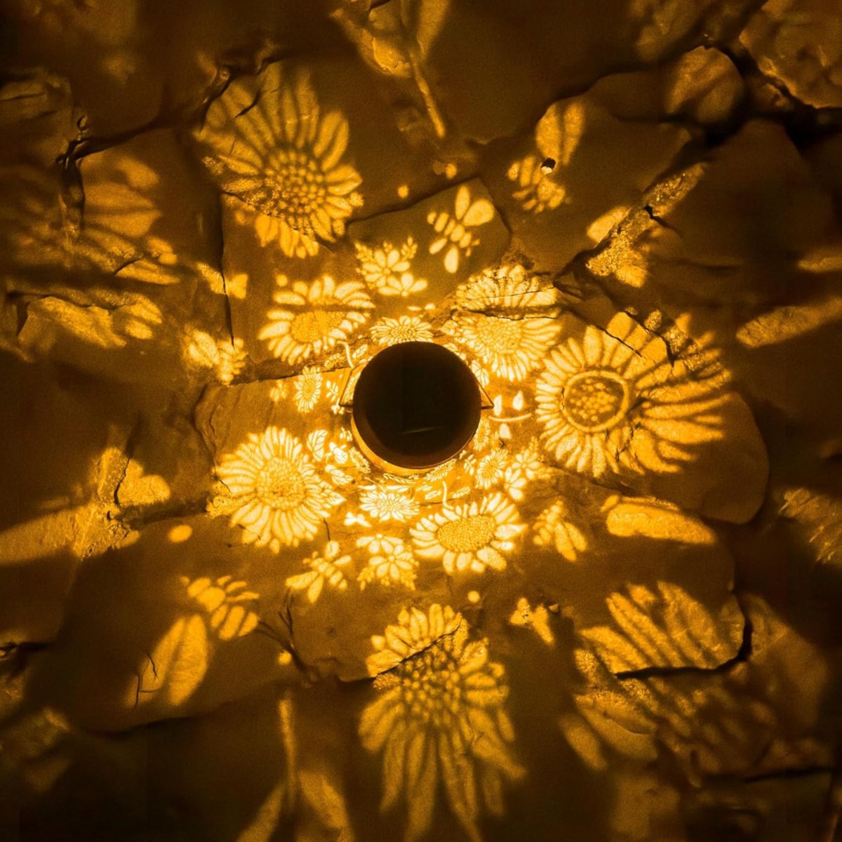 Bright Garden Solar Powered Lantern