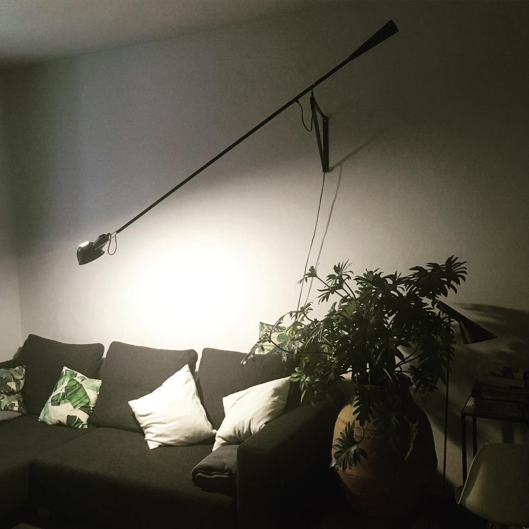 Contemporary Luxicro 265 LED Wall Lamp