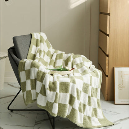 Plush Black White Knitted Throw Blanket