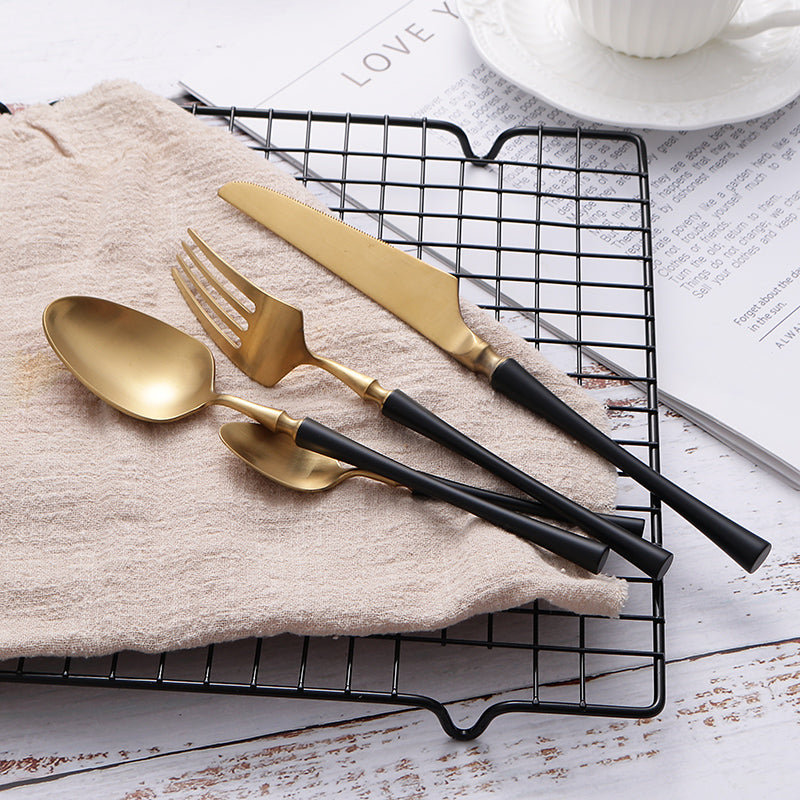 High Quality Silverware Set with Ergonomic Handles