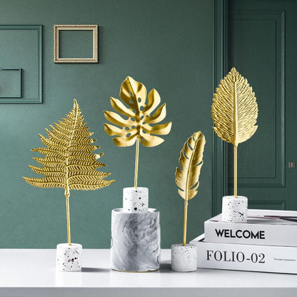 Shiny Gold Leaf Christmas Decorations - Luxicro