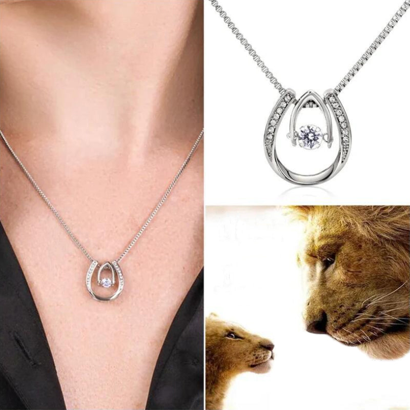 Stylish Horse Shoe Pendant Necklace