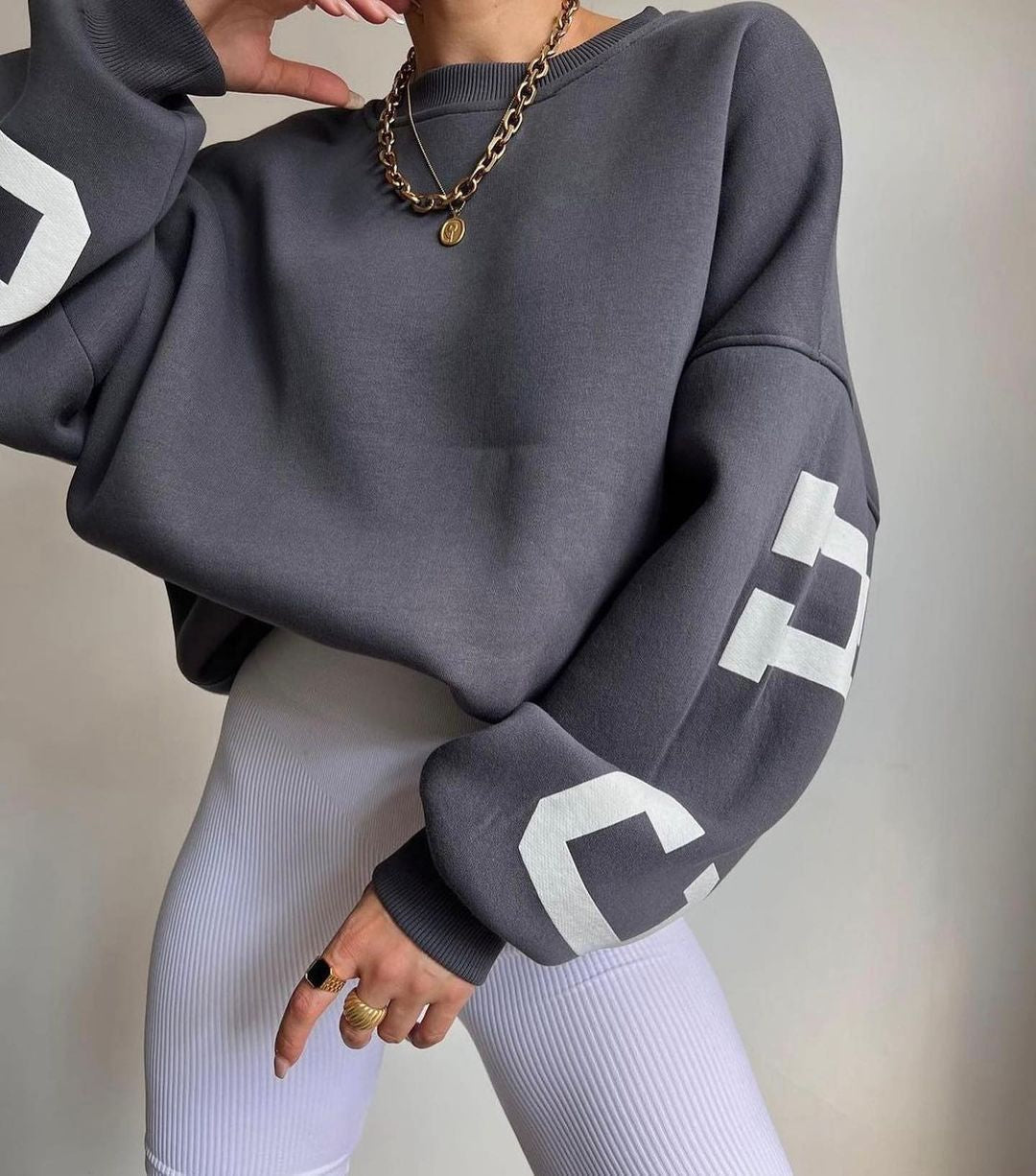 Relaxed Fit Women's Sweatshirt - Soft Cotton Blend