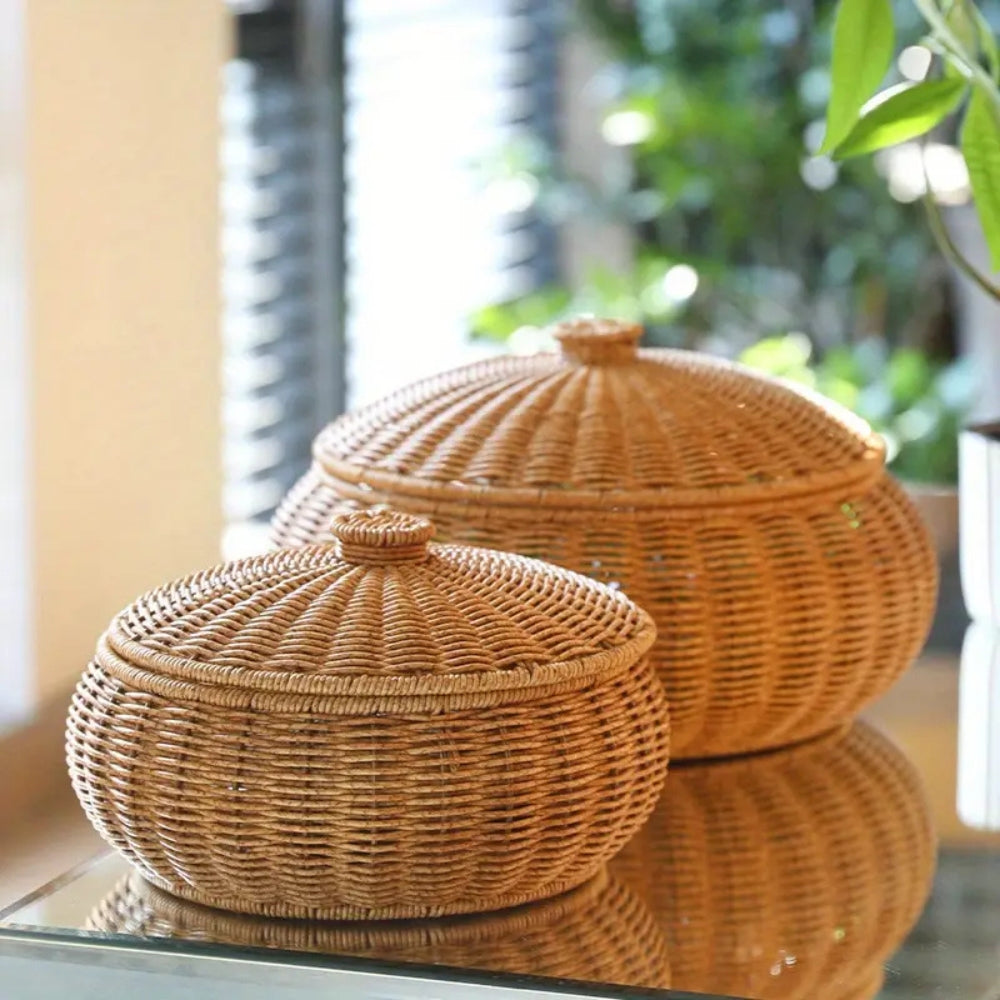 Round Woven Storage Basket with Top Lid - Luxicro