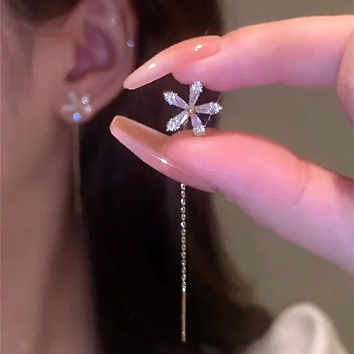 Sparkling Diamond Floral Earrings