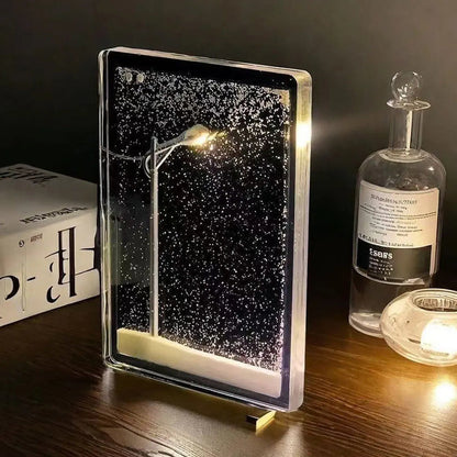 Snowy White Desk Lamp