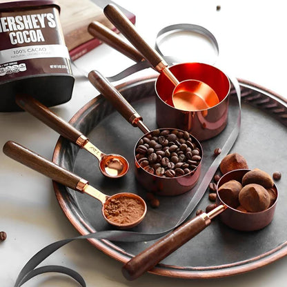 Shiny Metal Measuring Cups - Luxicro