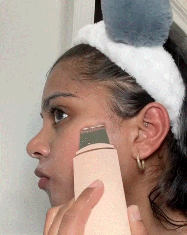 Deep Cleansing Face Exfoliator Tool