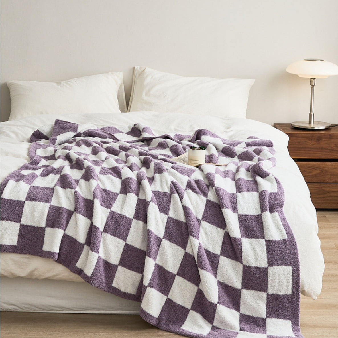 Plush Black White Knitted Throw Blanket