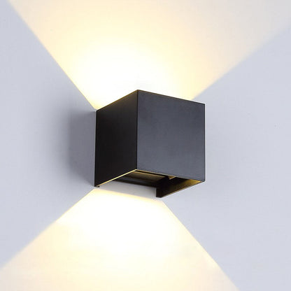 Automatic Dusk to Dawn Outdoor LED Wall Light