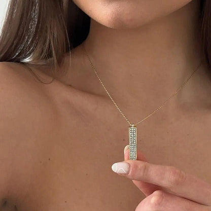 Glamorous Diamond Cut Pendant Necklace