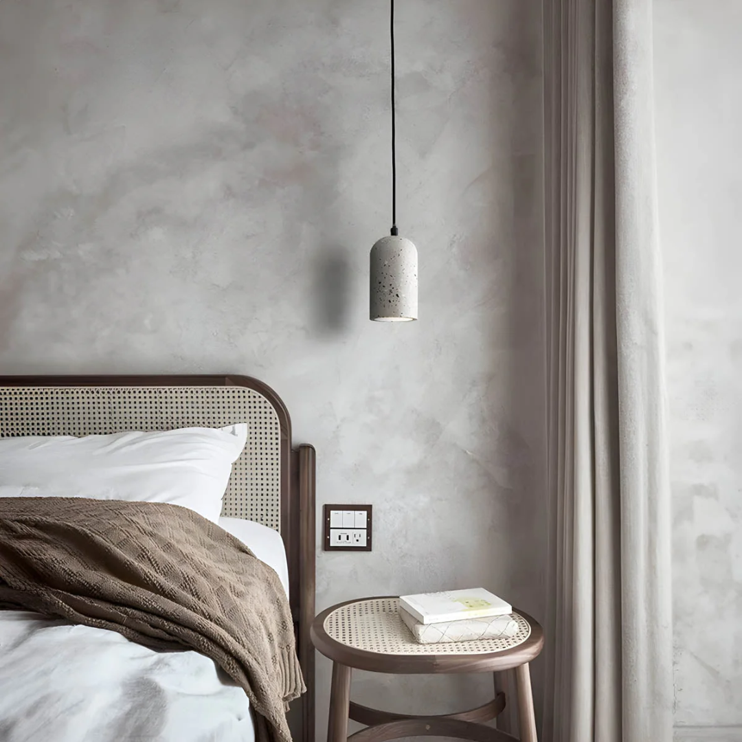 Sleek Contemporary Pendant Lighting Fixture - Luxicro