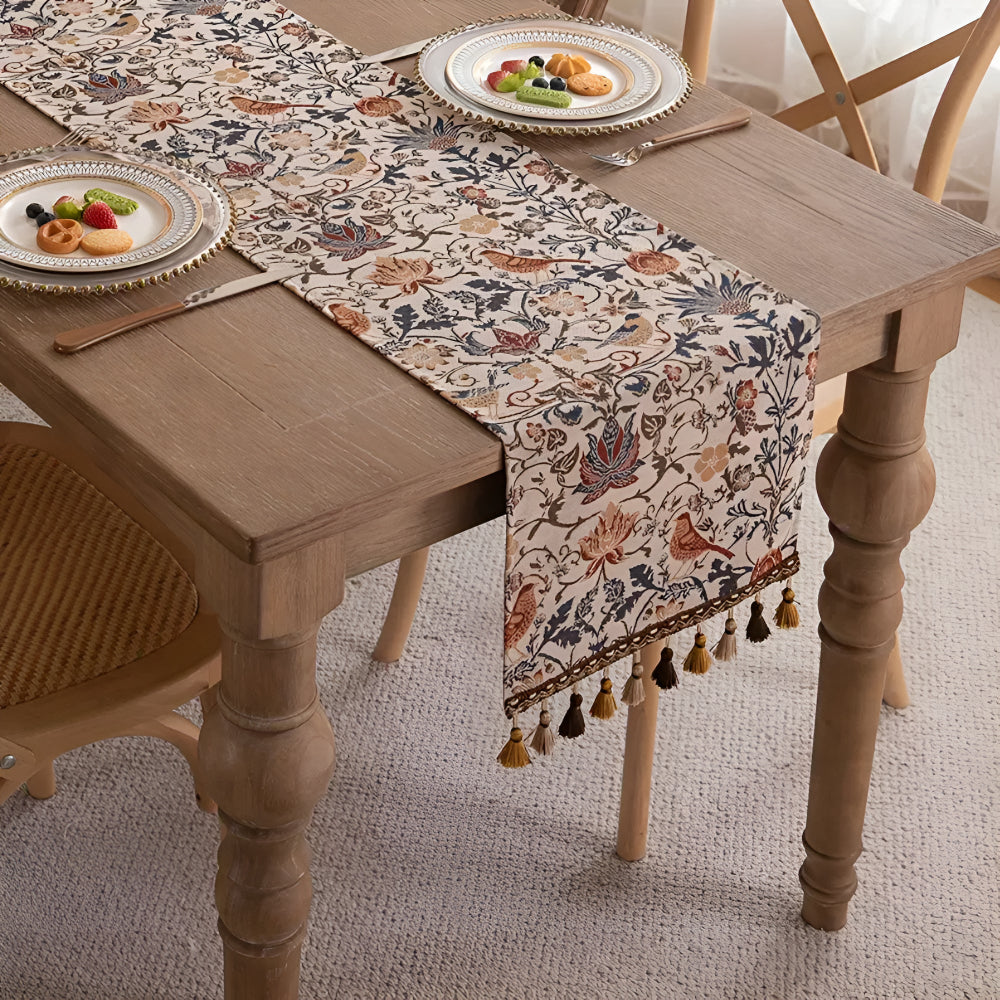 Traditional Vintage Flower Table Runner - Luxicro