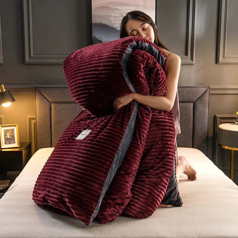 Cozy Fleece Bedding Set