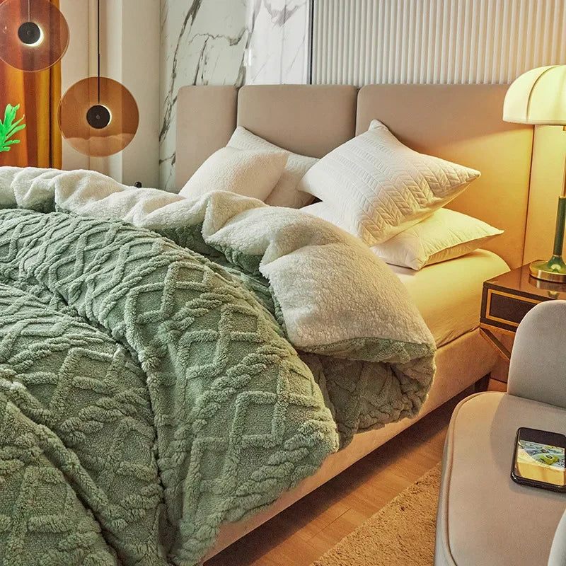 Cozy Fleece Double Sided Bedding Set