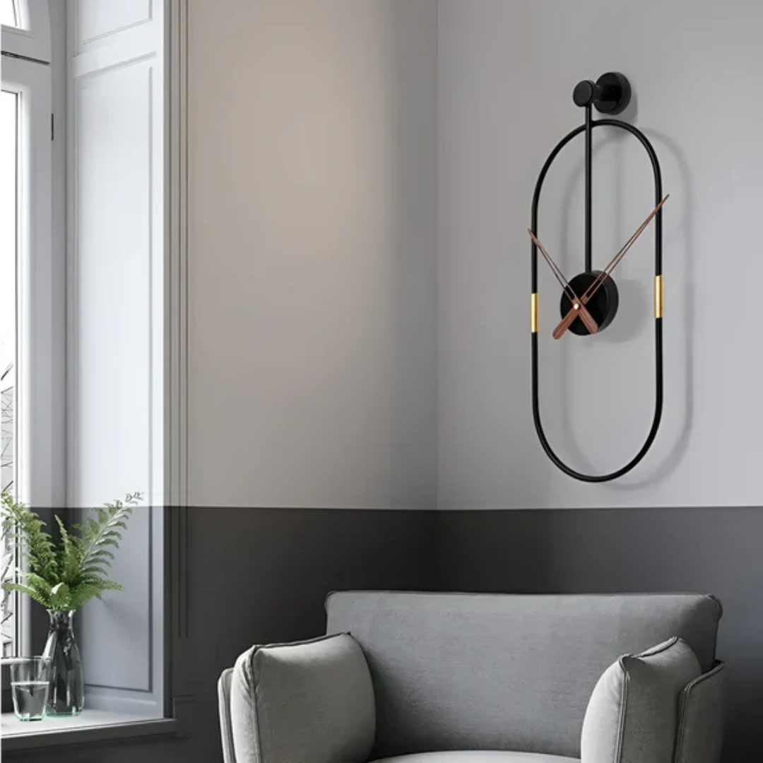 Large Classic Circular Wall Clock - Luxicro
