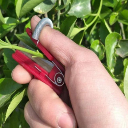 Simple Veggie Garden Harvesting Tool