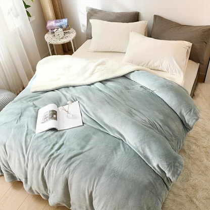 Cozy Plush Fleece Blanket - Soft Reversible Throw