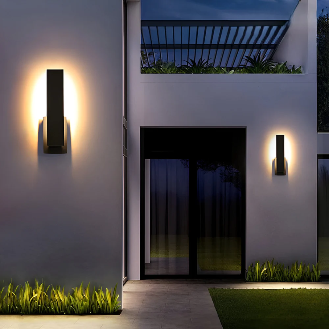 Compact Bright Garden LED Lamp