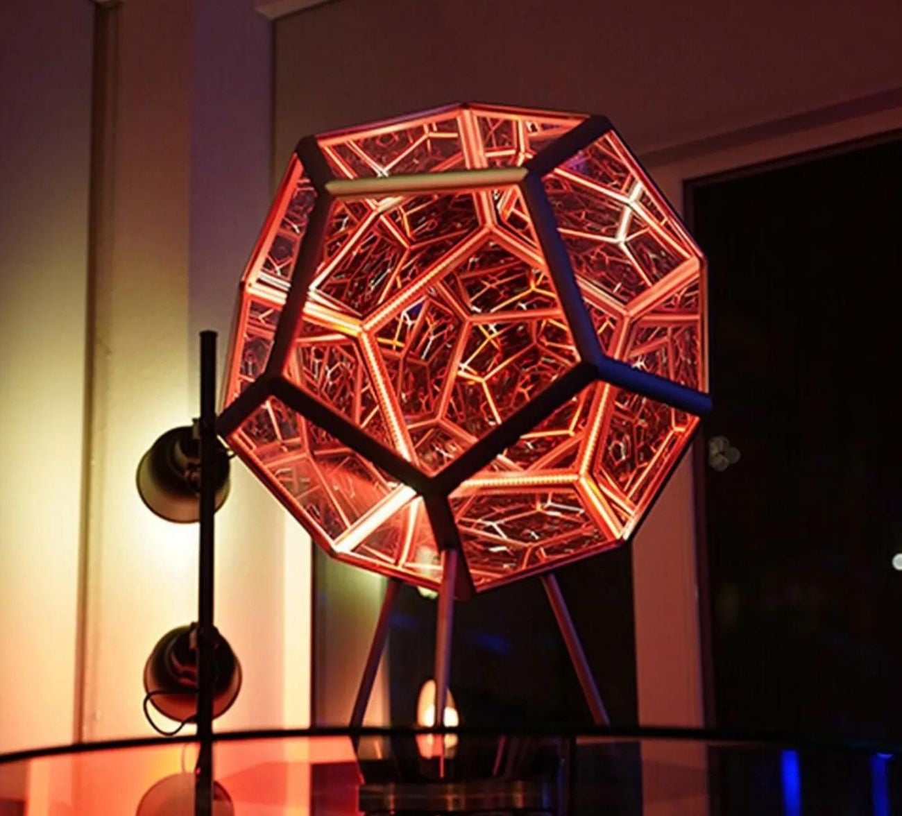 Colorful Globe Lamp with 3D Visual Effect