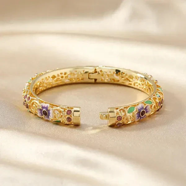 Elegant Gold Diamond Floral Bangle Bracelet