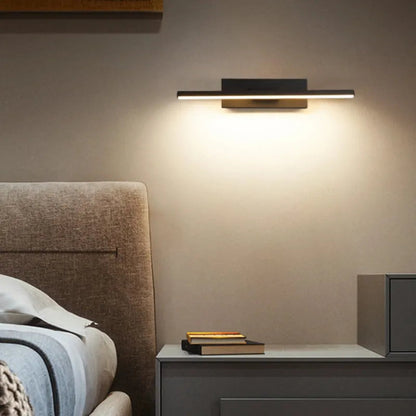 Stylish Adjustable Wall Light for Modern Homes